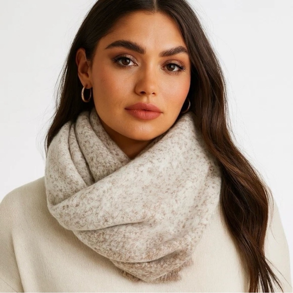 Barefoot Dreams CozyChic Lite Wrap Knit Scarf Cream Taupe New With Tags